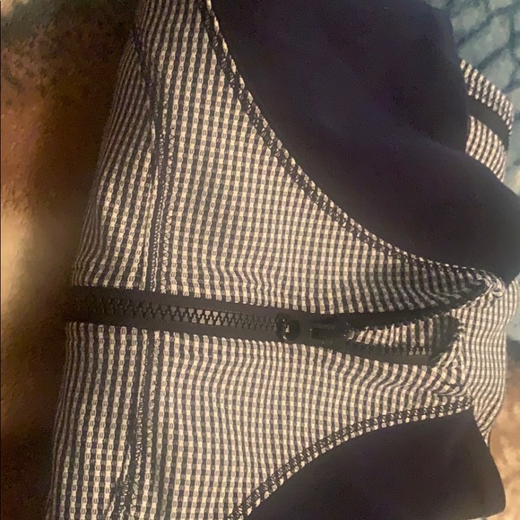 Lululemon blue sipped up jacket size 4 women - Picture 6 of 6